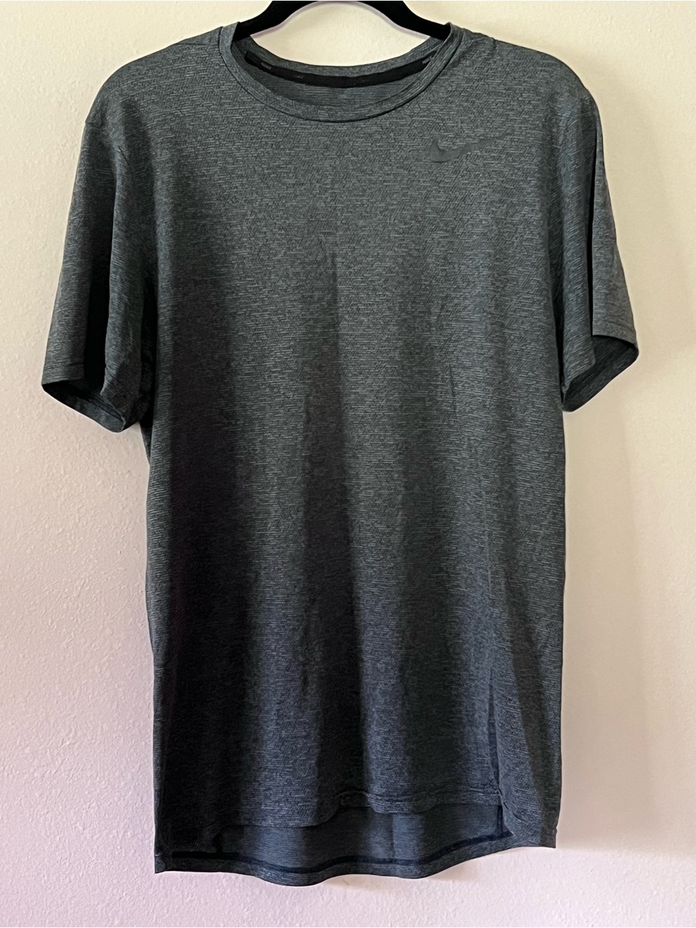 Nike Men's T-Shirt Dri-Fit Charcoal Gray Lightweight Size Small